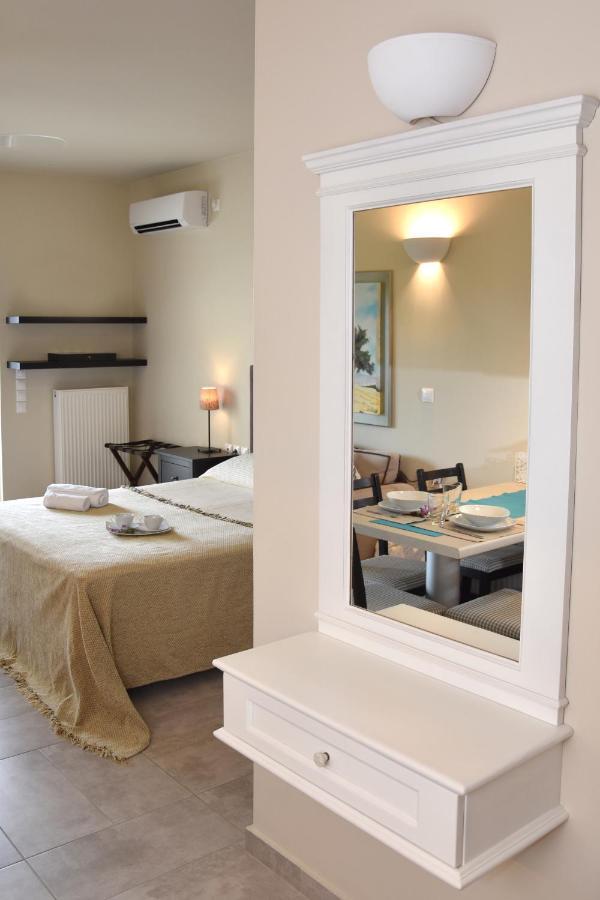 Ελιάδες - Eliades Apartments كاريستوس المظهر الخارجي الصورة